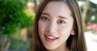都丸紗也華グラビア